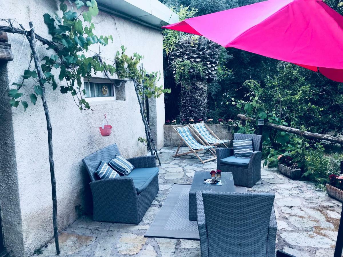 Gite U Licetu A La Campagne Oreta Dış mekan fotoğraf